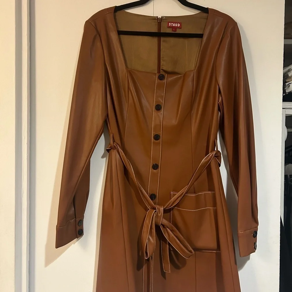STAUD Oz Faux Leather Belted Dress Size Large - Picture 9 of 16
